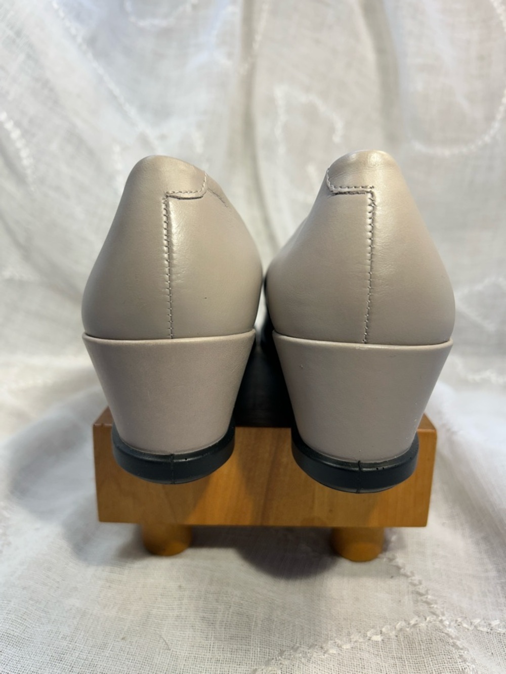 NWOT Ecco wedge leather classic elegant shoes stamped 8-8.5 - Picture 7 of 16
